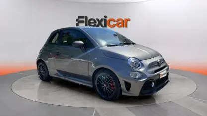 Usado Abarth 695 180 CV (132 kW) 2023 Gris Utilitario