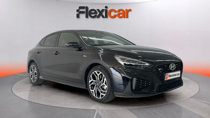 Usado Hyundai i30 N Line 101 HP (74 kW) 2025 Preto Citadino
