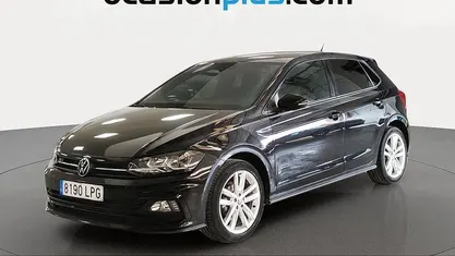 Usado VW Polo R-line 95 CV (69 kW) 2021 Negro Utilitario