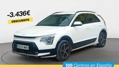 Blanco Usado 2024 Kia Niro SUV | 24.350 € (Precio justo)