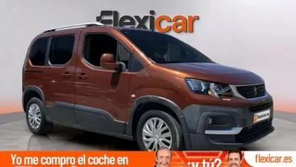 Usado Peugeot Rifter Allure 110 CV (80 kW) 2018 Naranja Monovolumen
