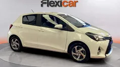 Usado 2016 Toyota Yaris Hybrid Berlina | 12.390 € (Buen precio)