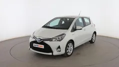 Usado 2015 Toyota Yaris Hybrid Active Utilitario | 11.899 € (Precio justo)