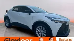 Blanco Nuevo 2025 Toyota C-HR Active SUV | 29.990 € (Precio justo)