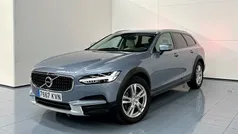 Usado 2019 Volvo V90 CC Familiar | 28.500 € (Precio justo)
