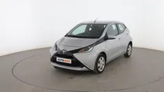Gris Usado 2016 Toyota Aygo X-play Utilitario | 7699 € (Buen precio)
