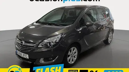 Usado Opel Meriva Excellence 136 CV (100 kW) 2015 Gris Monovolumen