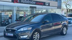 Gris / plata Usado 2009 Ford Mondeo Trend Berlina | 7999 € (Un poco caro)