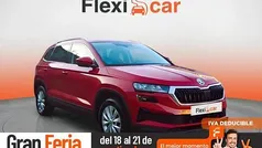 Rojo Usado 2023 Skoda Karoq Ambition SUV | 20.990 € (Precio justo)
