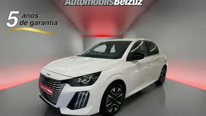 Usado Peugeot 208 Allure 102 CV (75 kW) 2025 Blanco Utilitario
