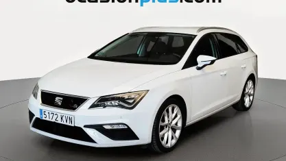 Usado Seat Leon FR 150 CV (110 kW) 2019 Blanco Monovolumen