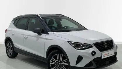 Usado Seat Arona FR 115 CV (84 kW) 2024 Blanco SUV