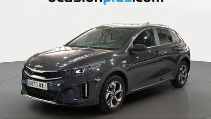 Usado Kia XCeed 101 CV (74 kW) 2024 Gris SUV