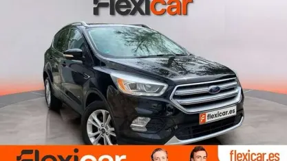 Usado Ford Kuga Titanium 150 CV (110 kW) 2017 Negro SUV
