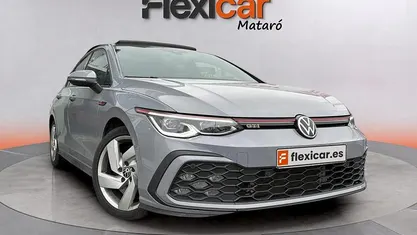 Usado VW Golf VIII GTI 245 CV (180 kW) 2021 Gris Berlina