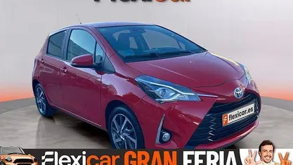 Usado Toyota Yaris Hybrid Active 100 CV (73 kW) 2020
