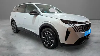 Usado 2025 Peugeot 5008 Allure | 32.950 €