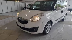 Otro Usado 2014 Opel Combo Expression Monovolumen | 13.900 €