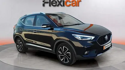 Usado MG ZS Luxury 111 CV (81 kW) 2023 Negro Berlina