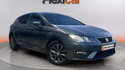 Usado Seat Leon ST Style 131 CV (96 kW) 2020 Azul Familiar