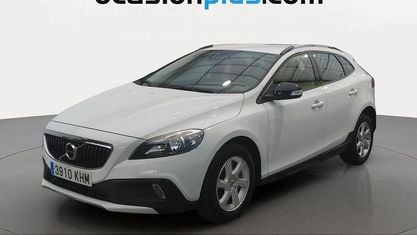 Begagnad Volvo V40 120 HK (88 kW) 2018 Vit Halvkombi