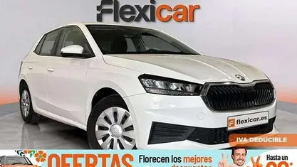 Usado Skoda Fabia Active 80 CV (58 kW) 2022 Utilitario