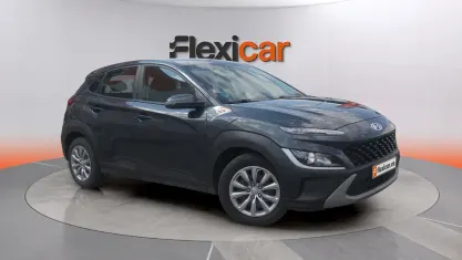 Usado Hyundai Kona 120 CV (88 kW) 2021 Gris SUV