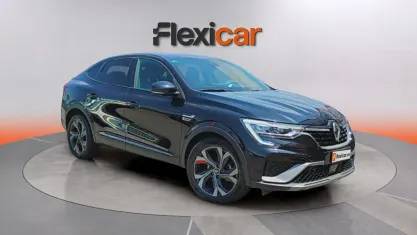 Usado Renault Arkana Intens 145 CV (106 kW) 2021 Negro SUV