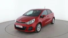 Usado 2015 Kia Rio Berlina | 8499 € (Precio justo)