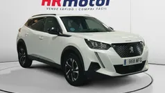 Blanco Usado 2023 Peugeot 2008 Allure SUV | 16.250 € (Precio justo)