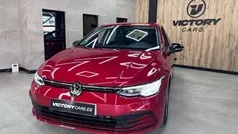 Rojo Usado 2021 VW Golf VIII Life Berlina | 16.995 € (Super precio)