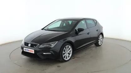 Usado Seat Leon FR 125 CV (91 kW) 2018 Negro Berlina