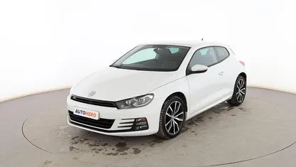 Usado VW Scirocco R-line BlueMotion 150 CV (110 kW) 2017 Blanco Coupe