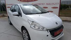 Blanco Usado 2013 Peugeot 208 Active Utilitario | 6500 € (Un poco caro)