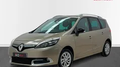 Beige Usado 2015 Renault Scénic III LIMITED Monovolumen | 11.900 € (Precio justo)