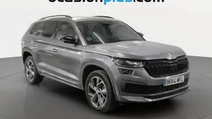 Usado Skoda Kodiaq SportLine 150 CV (110 kW) 2023 Gris SUV