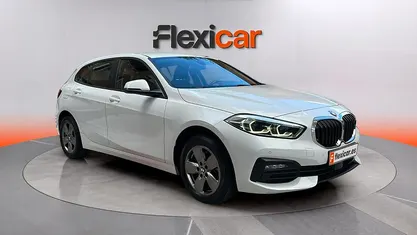 Käytetty BMW 118 136 HP (100 kW) 2022 Valkoinen Viistoperä