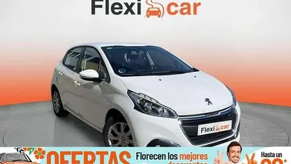 Usado Peugeot 208 Active 101 CV (74 kW) 2019 Blanco Utilitario