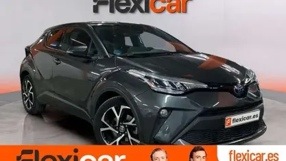 Begagnad Toyota C-HR Advance 122 HK (89 kW) 2021 Grå SUV
