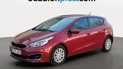 Käytetty Kia Ceed 101 HP (74 kW) 2016 Viistoperä