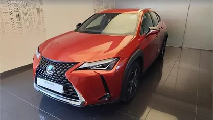 Usado Lexus UX 250h Business Edition 184 CV (135 kW) 2022 Naranja SUV