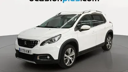 Usado Peugeot 2008 Allure 130 CV (95 kW) 2019 SUV