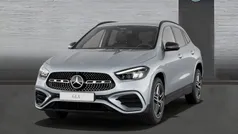 Gris Nuevo 2024 Mercedes GLA200 SUV | 46.900 € (Precio justo)