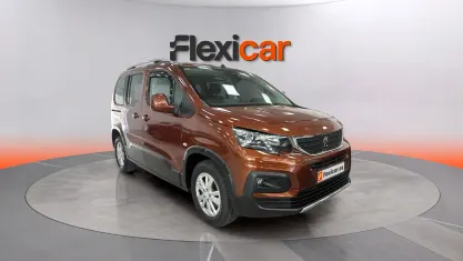 Usado Peugeot Rifter Active 131 CV (96 kW) 2020 Marrón Monovolumen
