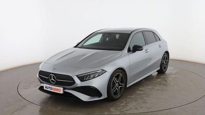 Occasion Mercedes A180 AMG line 136 PK (100 kW) 2025 Grijs Hatchback