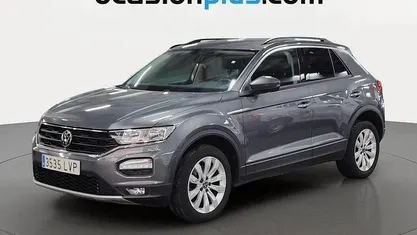 Usado VW T-Roc Advance 150 CV (110 kW) 2021 Gris SUV