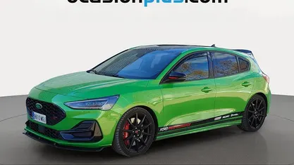 Verde Usado 2023 Ford Focus ST Utilitario | 29.910 € (Precio justo)