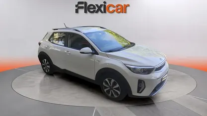 Usado Kia Stonic 101 CV (74 kW) 2021 SUV