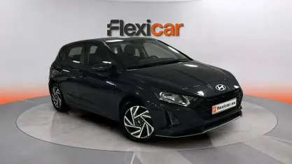 Begagnad Hyundai i20 84 HK (61 kW) 2024 Blå Halvkombi