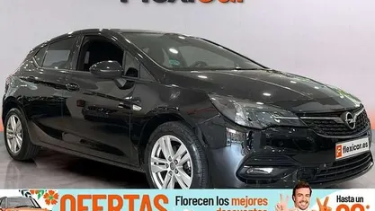 Używany Opel Astra 110 KM (80 kW) 2020 Czarny Sedan/Limuzyna